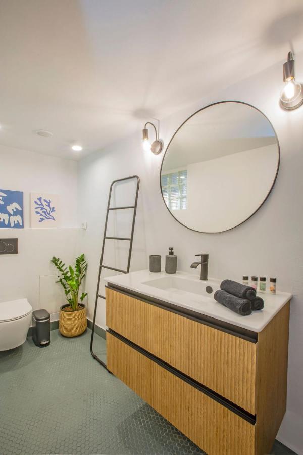Petra & Phos Acropolis Luxury Apartments アテネ エクステリア 写真