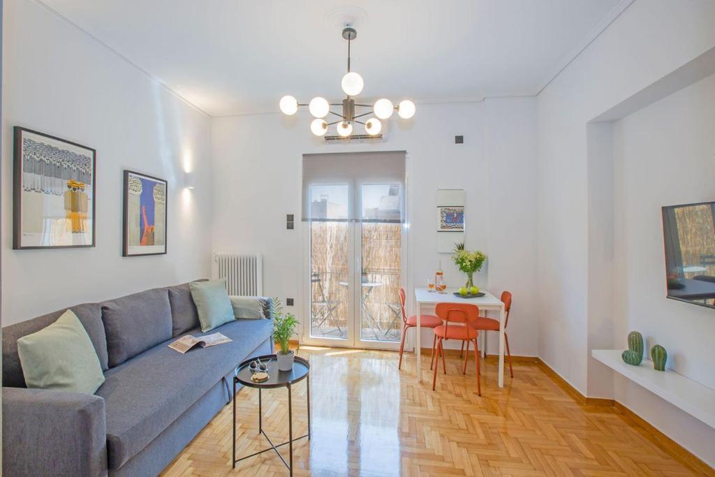 Petra & Phos Acropolis Luxury Apartments アテネ エクステリア 写真